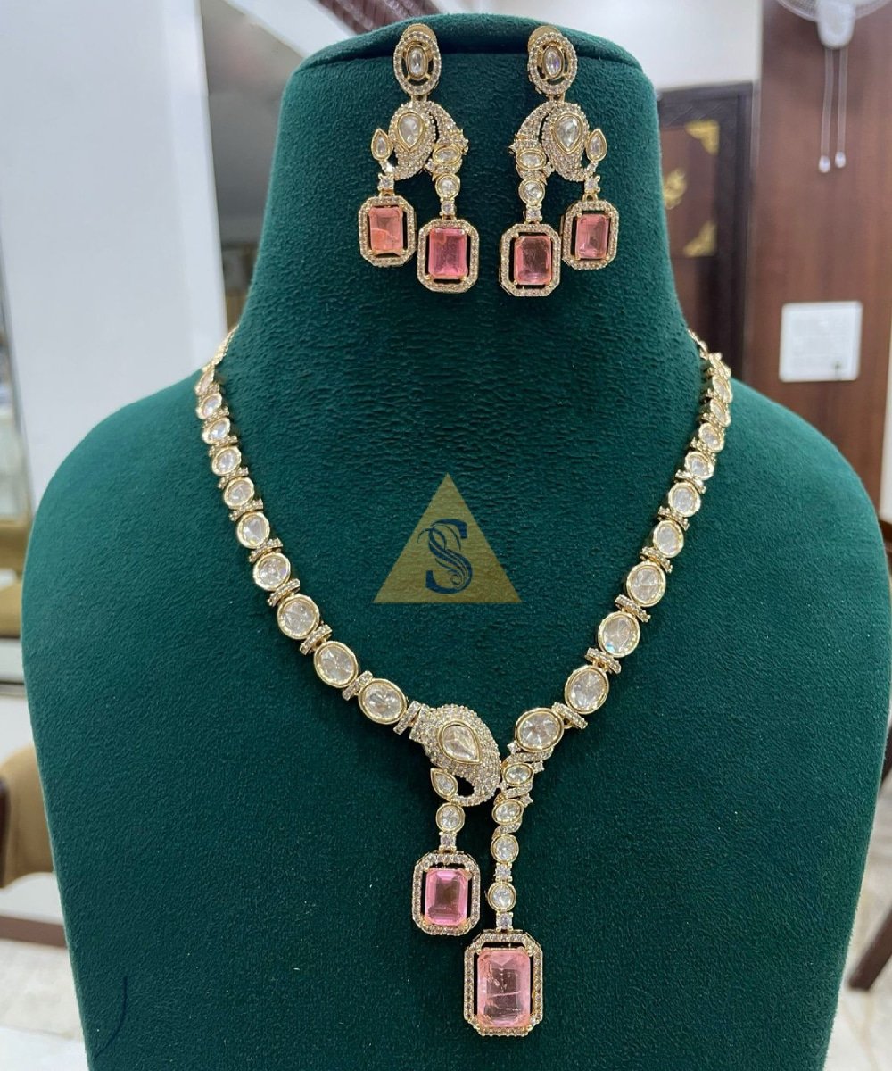 Sleek Necklace Set - Image 3