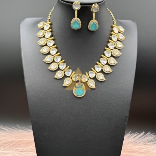 Tara Necklace Set